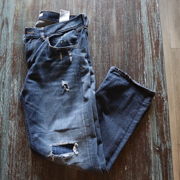 Banana Republic Denim - Banana Republic Premium Denim True Boyfriend Distressed Destroyed Jeans 29